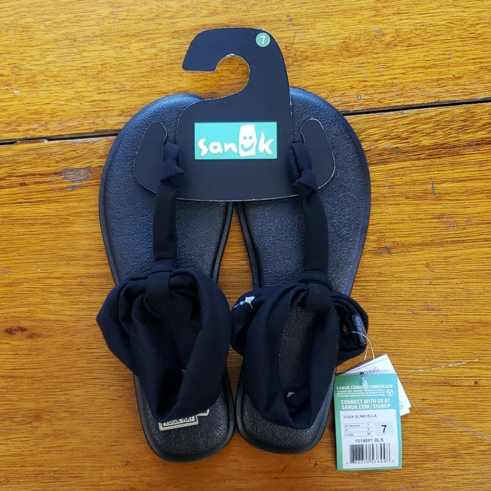 Sanuk Sandals NWT